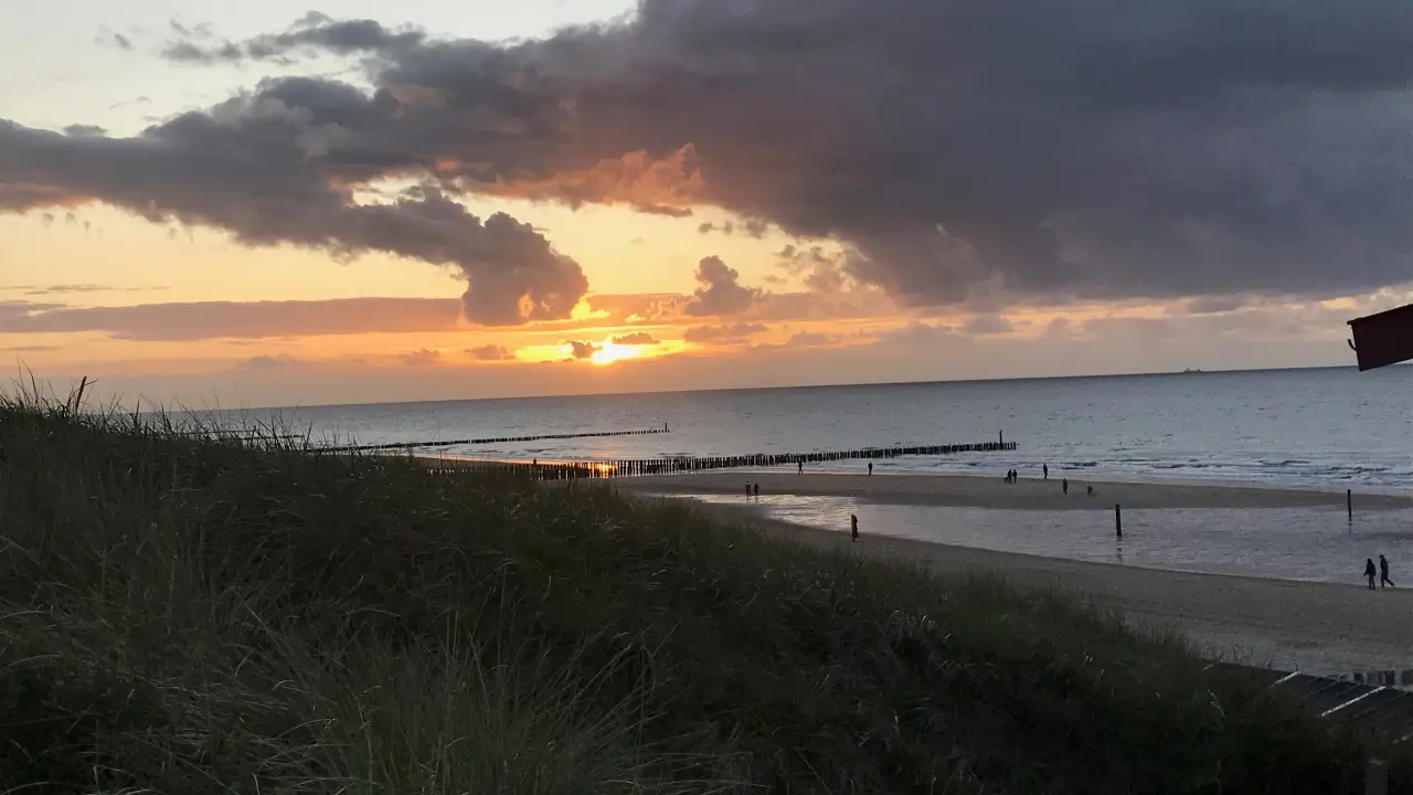 Urlaub in Domburg auf Zeeland – Strandspaziergänge, Pannekoeken und Meer!