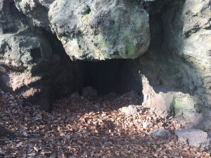 Höhle bei Ettringen
